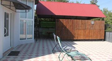 Фотографии Гостиница Bliznetsy Guest House г. Заозёрное Крым (Россия) №3 Фото Гостиница Bliznetsy Guest House г. Заозёрное 3