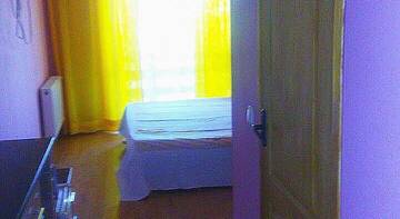 Фото номера Эконом 2-х местный с удобствами на несколько номеров Гостевой дом Mini Hotel Roza г. Заозёрное 24
