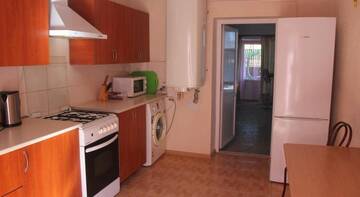 Фото номера Четырехместный номер с ванной Гостиница Bliznetsy Guest House г. Заозёрное 4