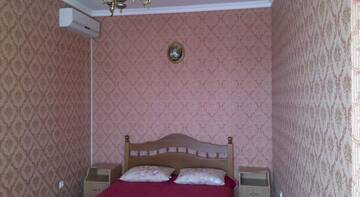 Фото номера Стандартный семейный номер Гостиница Guest House Avalon г. Заозёрное 4